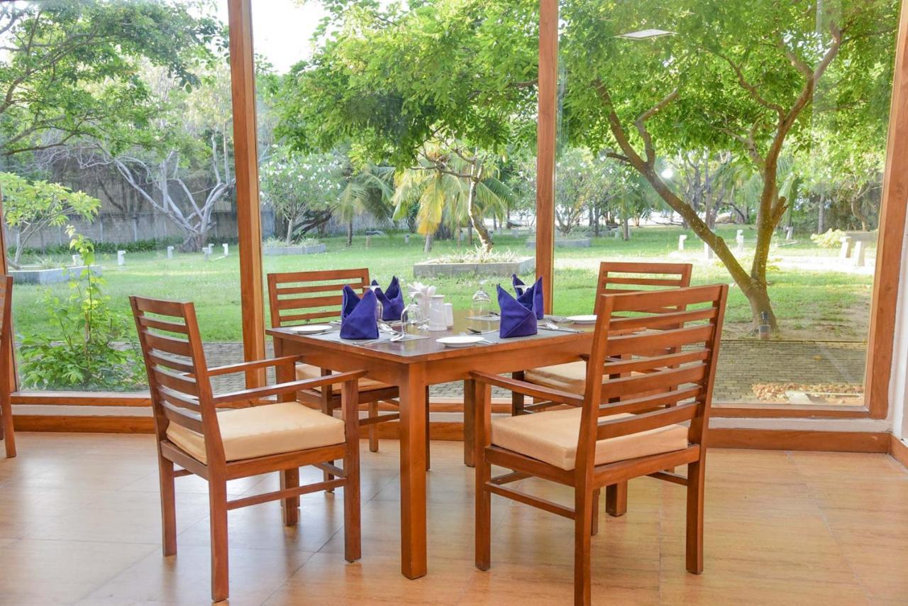 Breeze Pasikudah Otel Passikudah Dış mekan fotoğraf