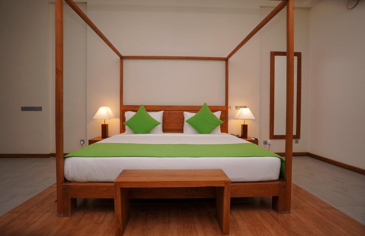 Breeze Pasikudah Otel Passikudah Dış mekan fotoğraf